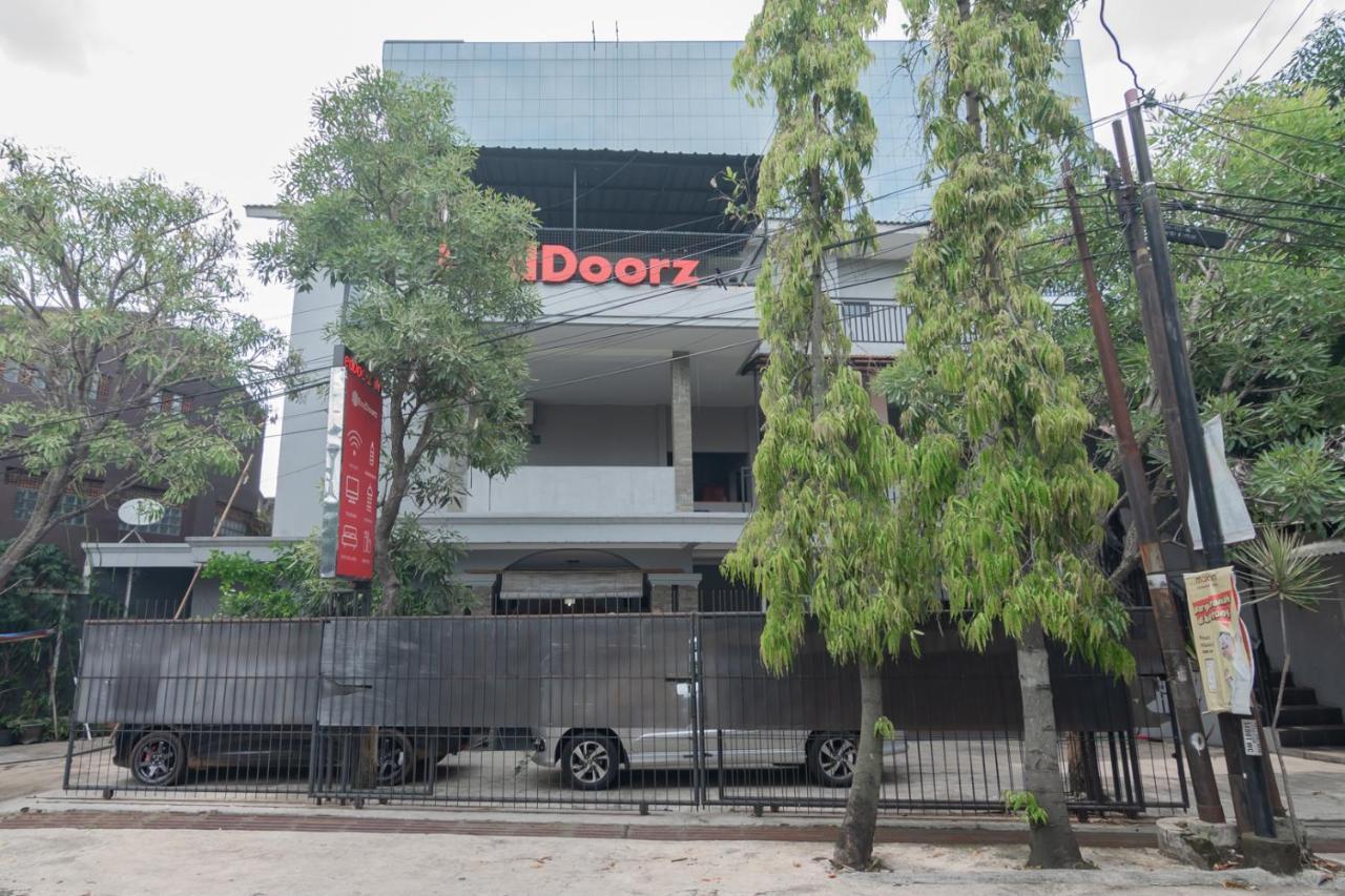Reddoorz Near Exit Toll Pasteur 4 Hotell Bandung Eksteriør bilde